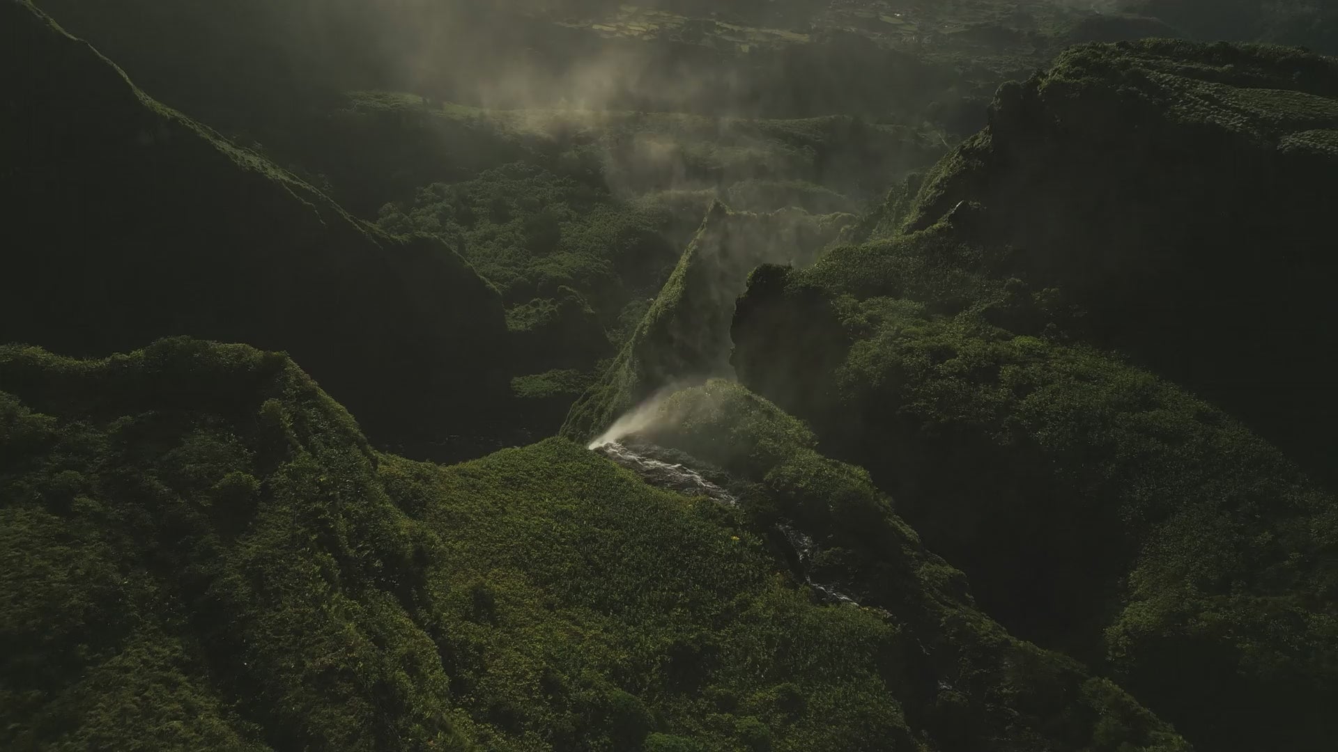 VIDEO OF NATURE UPSIDE DOWN WATERFALL THE AZORES